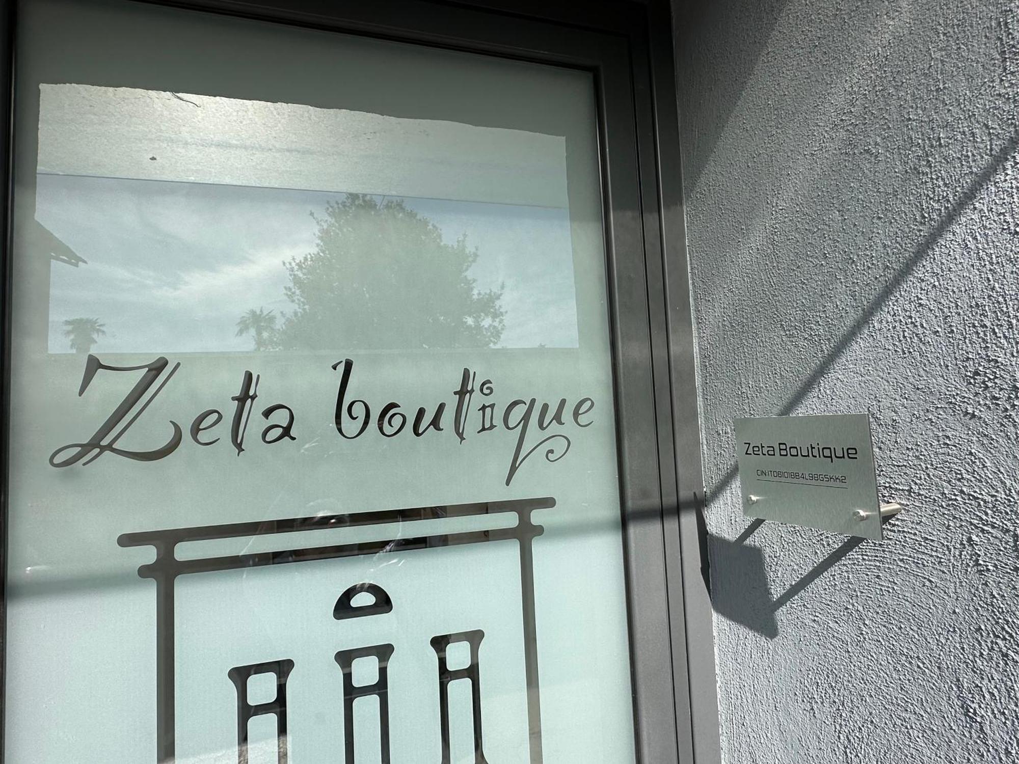 Zeta Boutique Hotel Caserta Exterior photo